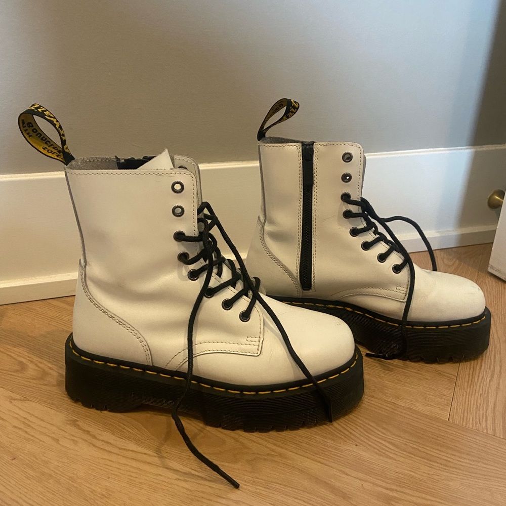 White platform Doc Martens size 8